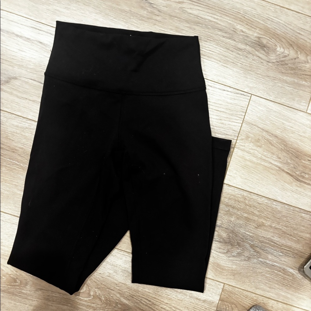Black Wunder Under Leggings size 6